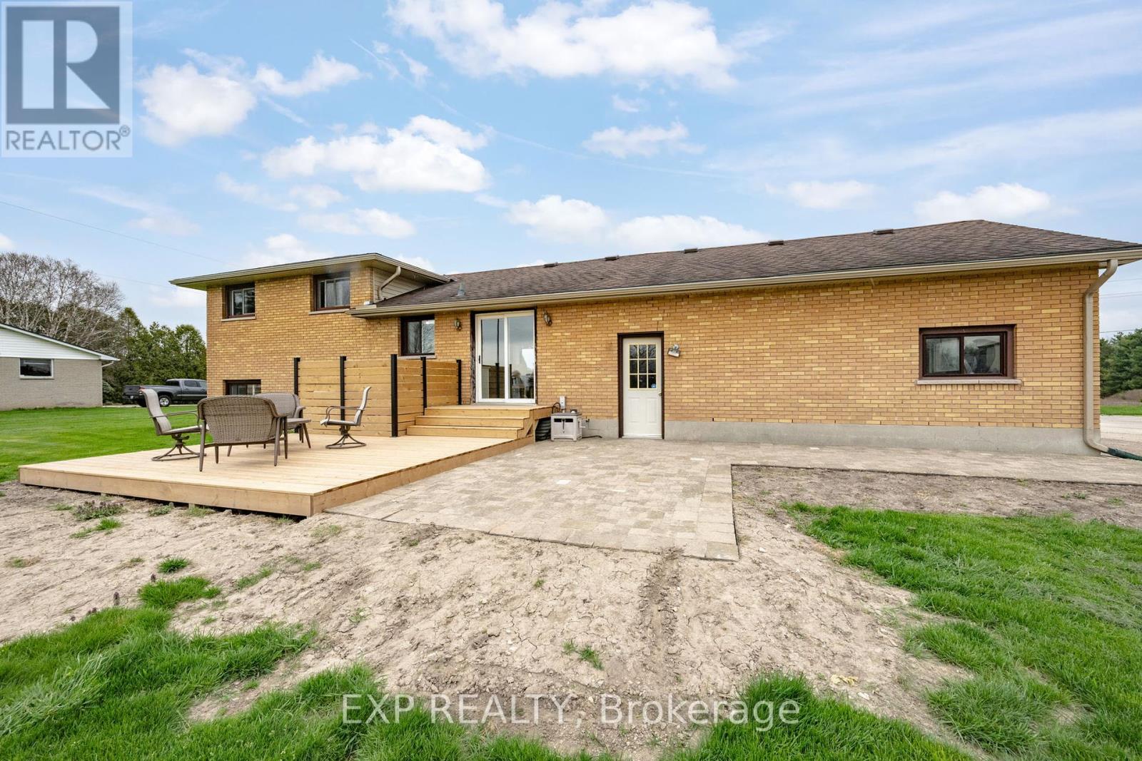 3862 Trafalgar Street, Thames Centre, Ontario  N6M 1H6 - Photo 36 - X12141185