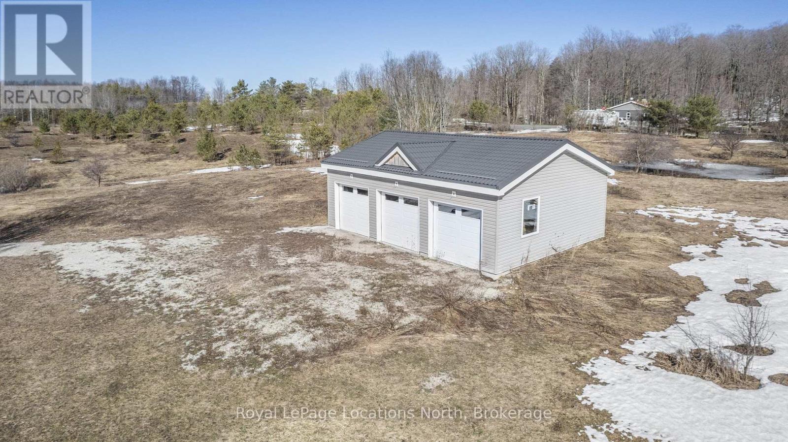 122656 Grey 9 Road, West Grey, Ontario  N0G 1C0 - Photo 32 - X12030731