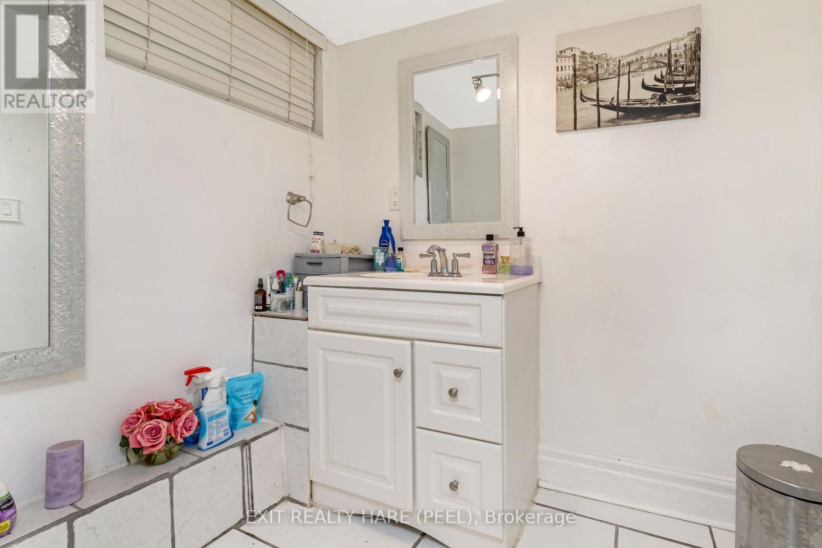 37 Mccaul Street, Brampton, Ontario  L6V 1J1 - Photo 25 - W12131996