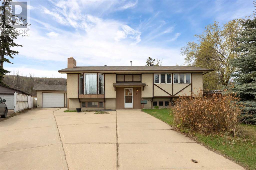 Property at 5 Harris Crescent image 3