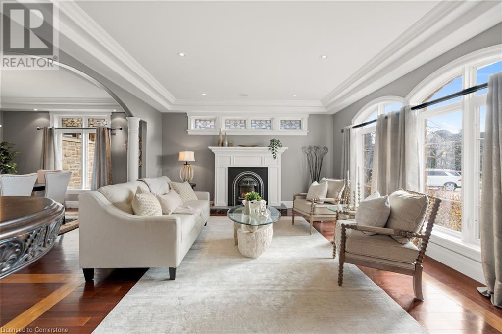 Property at 16 SEIFERT Court image 5