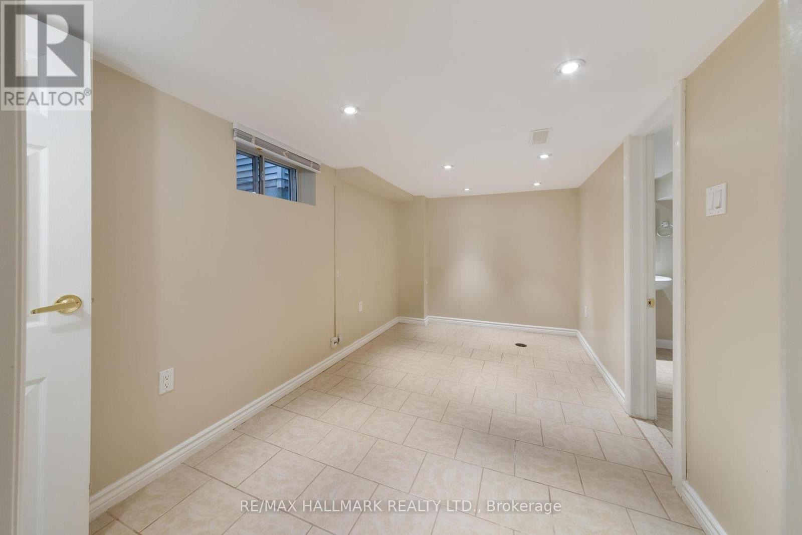 25 Norwood Terrace, Toronto, Ontario  M4E 2H2 - Photo 20 - E12141070