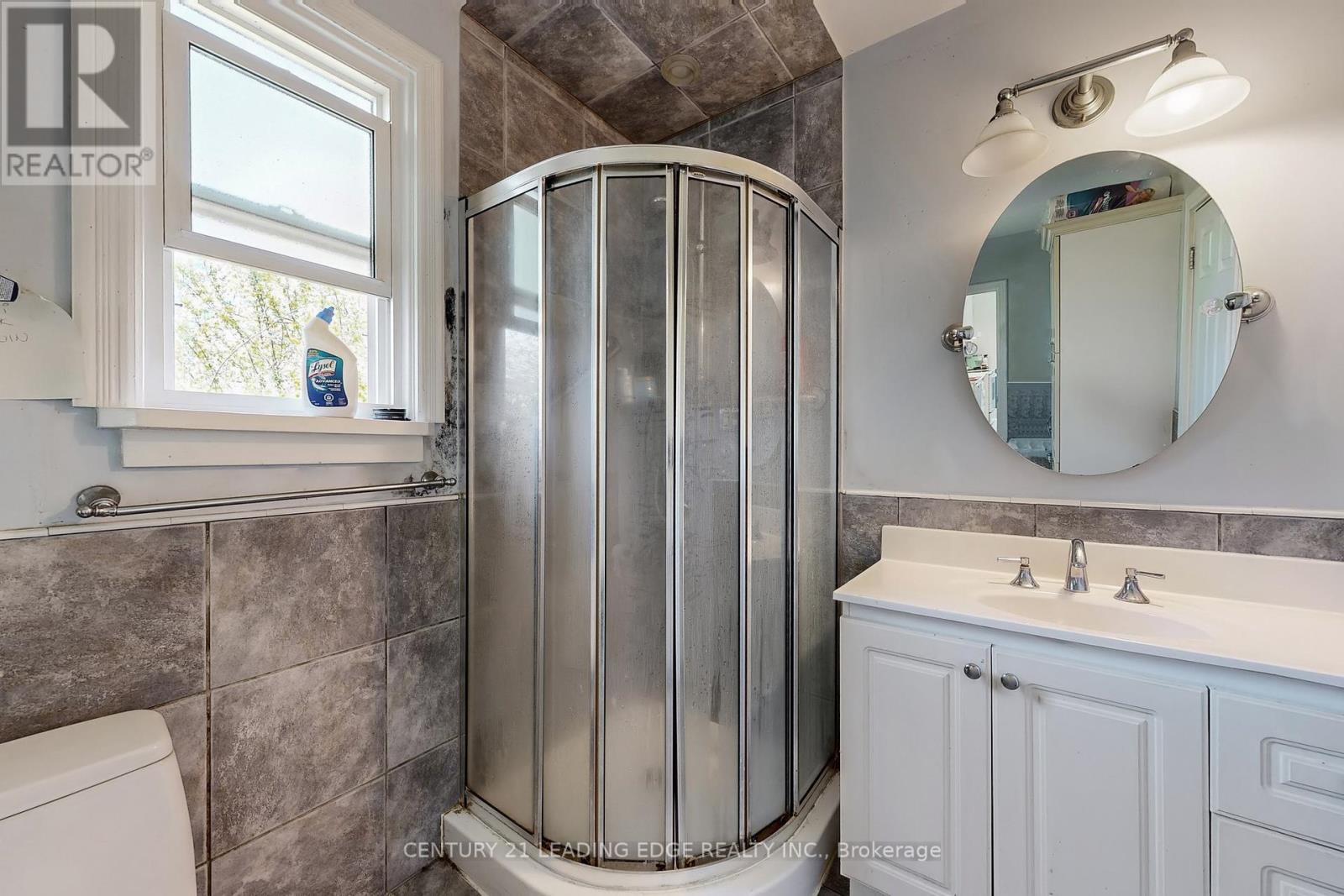 21a Wexford Boulevard, Toronto, Ontario  M1R 1K9 - Photo 19 - E12141090
