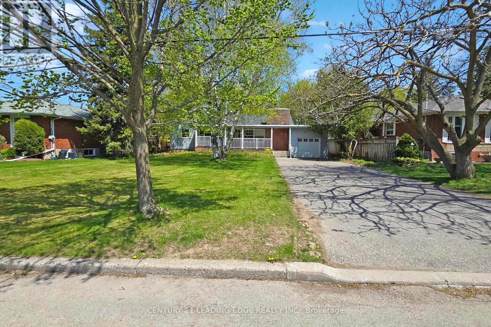 21a Wexford Boulevard, Toronto, Ontario  M1R 1K9 - Photo 2 - E12141090