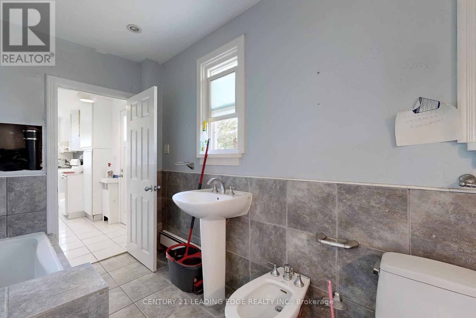 21a Wexford Boulevard, Toronto, Ontario  M1R 1K9 - Photo 20 - E12141090