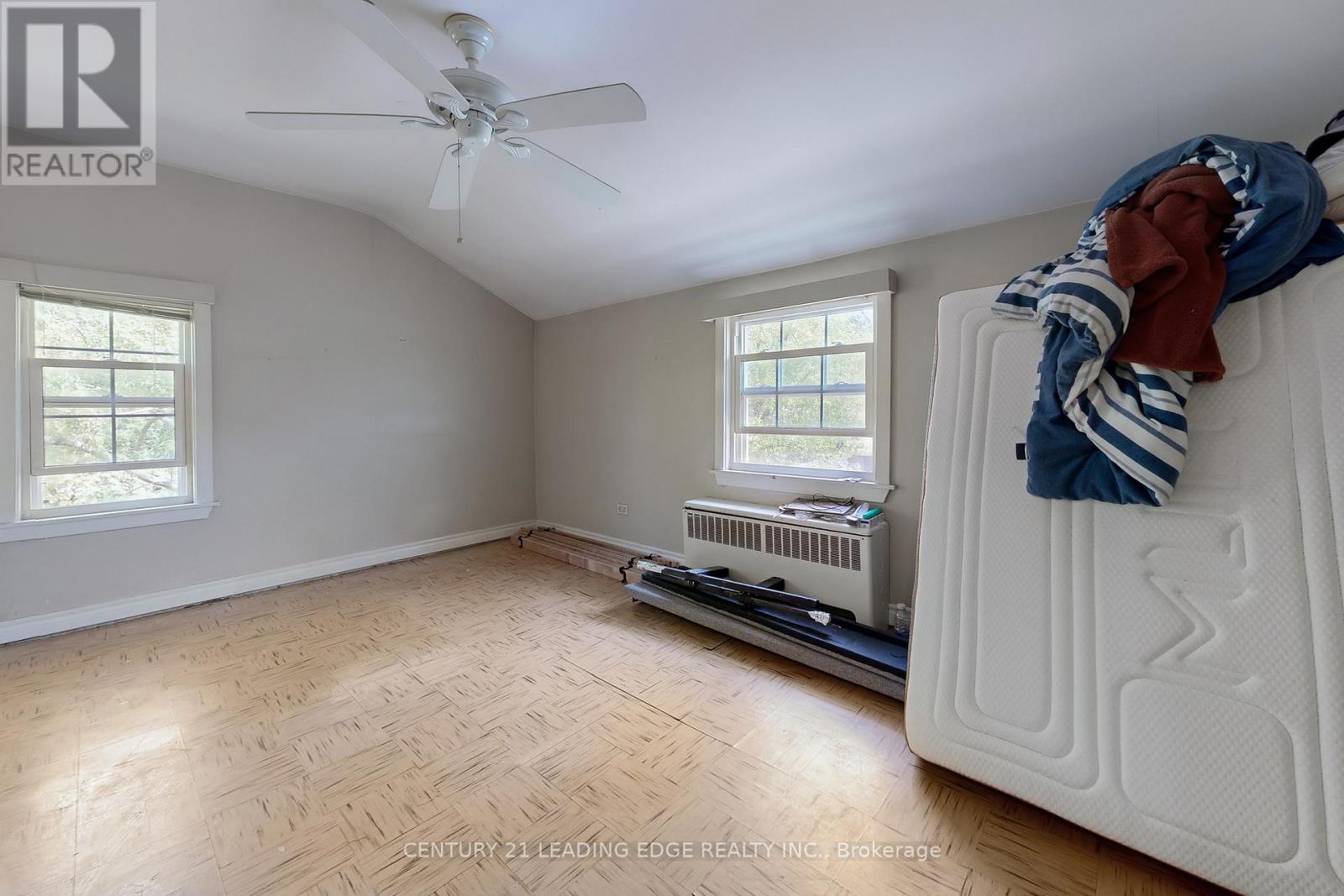 21b Wexford Boulevard, Toronto, Ontario  M1R 1K9 - Photo 24 - E12141096