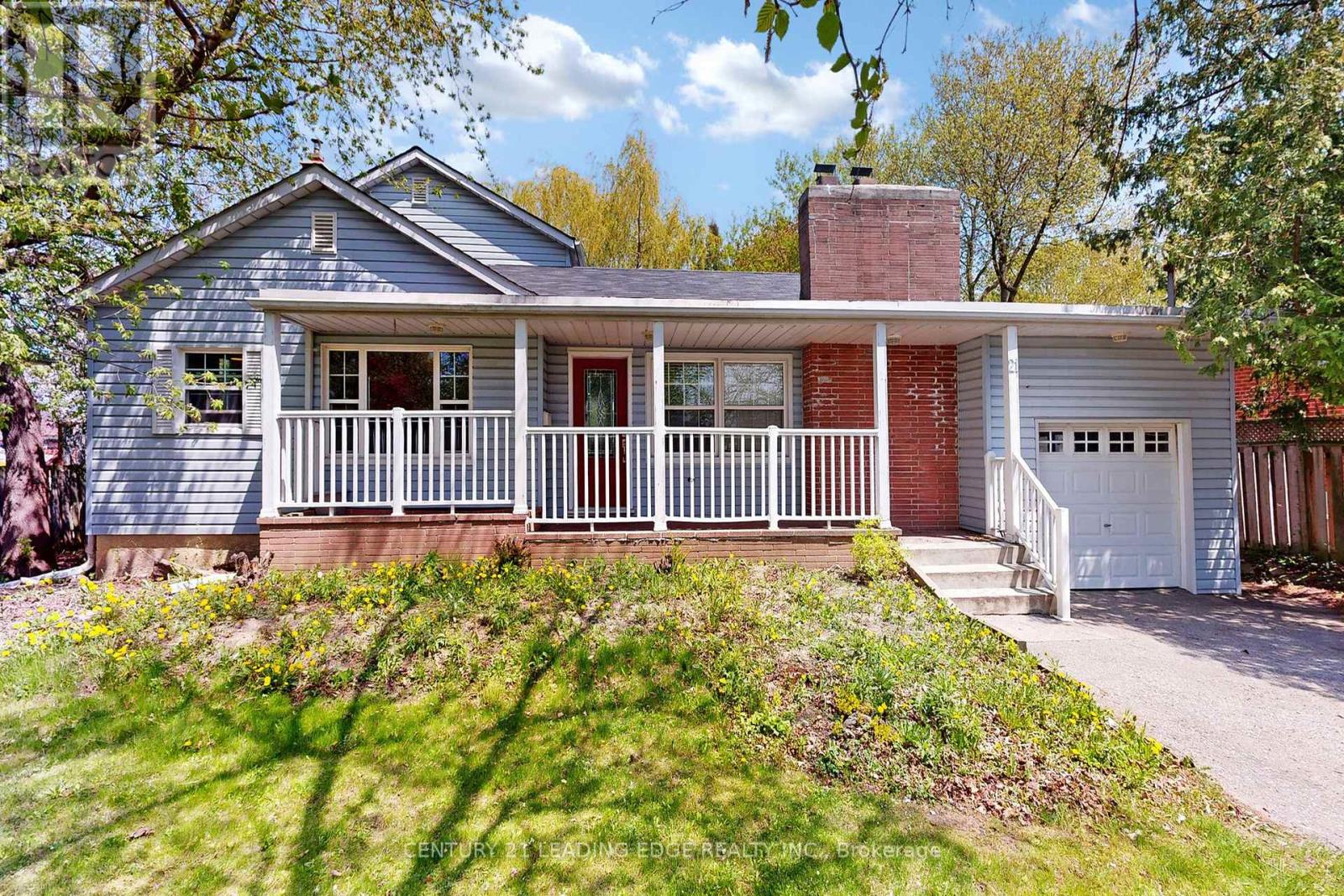 21b Wexford Boulevard, Toronto, Ontario  M1R 1K9 - Photo 6 - E12141096