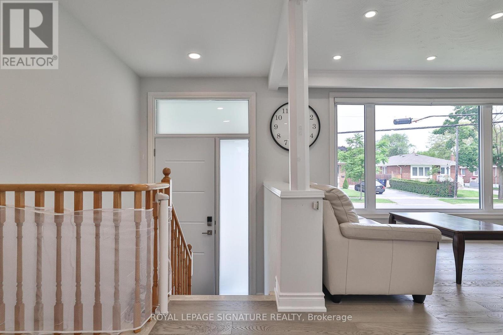 89 Thistle Down Boulevard, Toronto, Ontario  M9V 1J3 - Photo 6 - W12140914