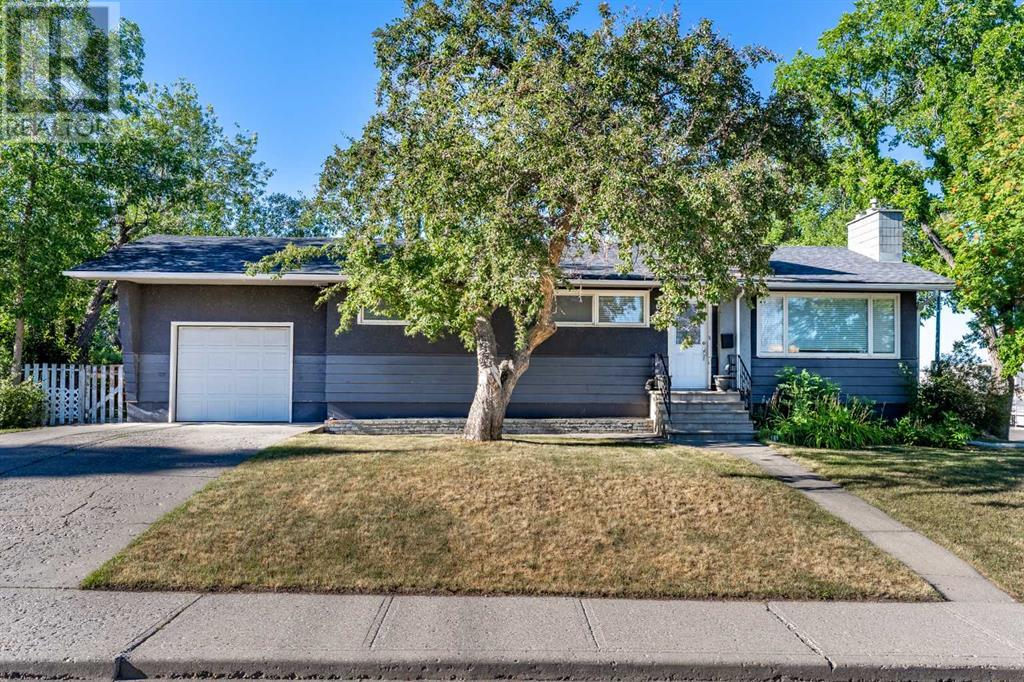 Property at 604 61 Avenue SW image 1