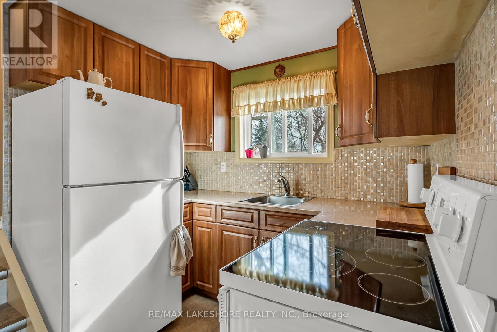5454 Lakeshore Drive, Hamilton Township, Ontario  K0K 2H0 - Photo 12 - X12141115