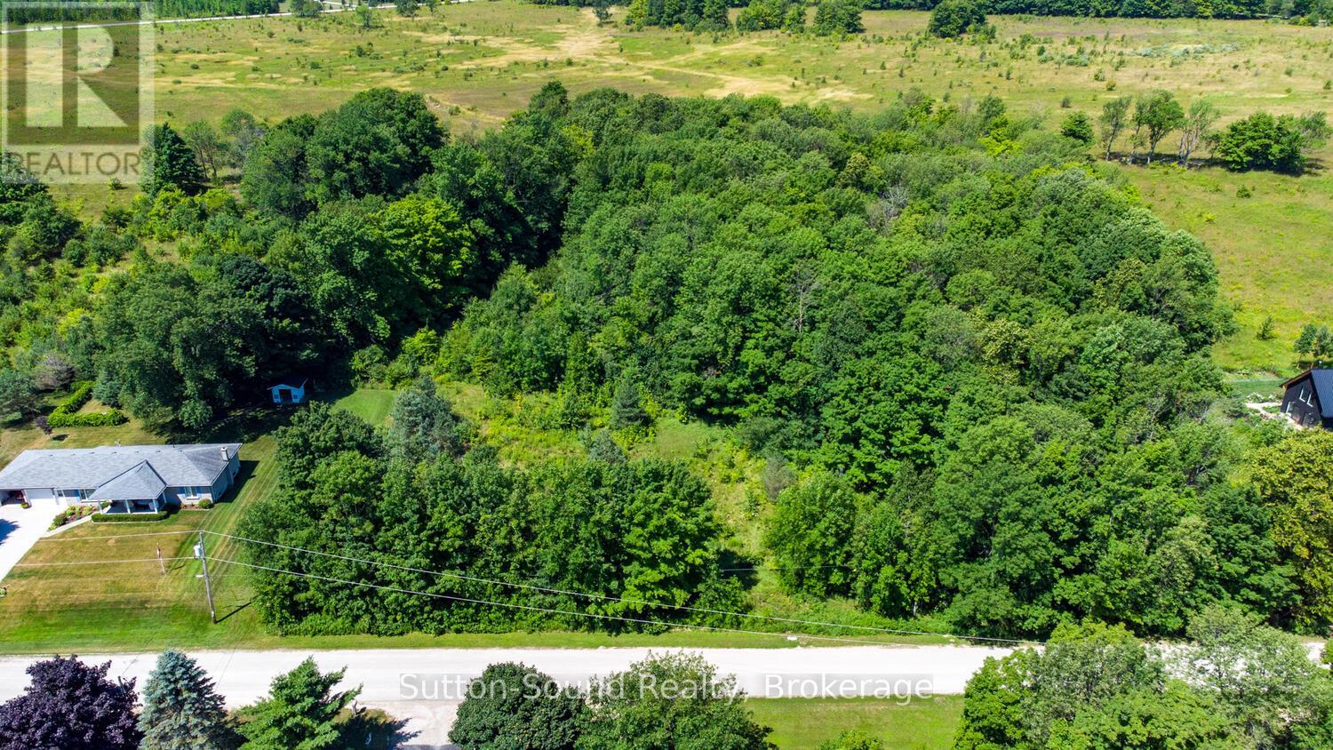 31 Everett Road, South Bruce Peninsula, Ontario  N0H 2T0 - Photo 17 - X12141235