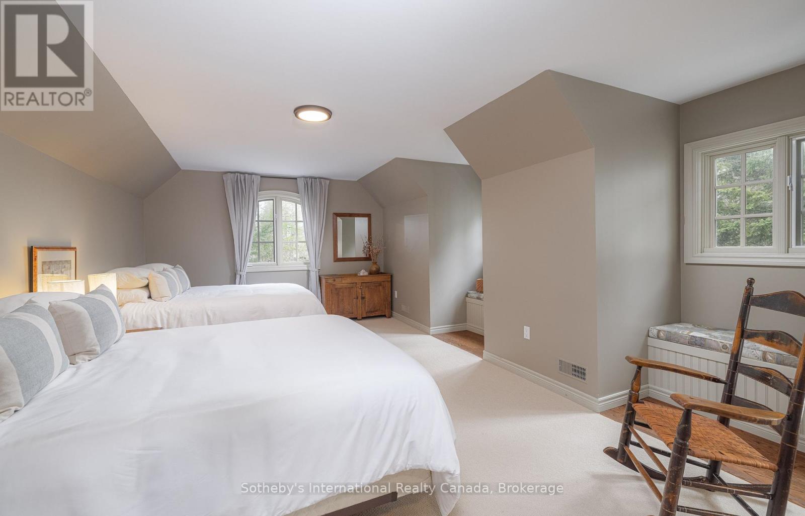 180 Timmons Street, Blue Mountains, Ontario  L9Y 0L2 - Photo 17 - X12141258