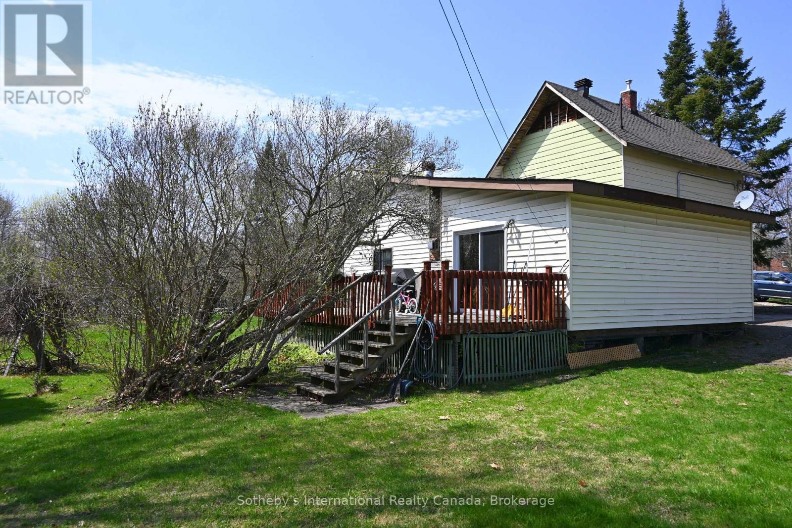 74 Cascade Street, Parry Sound, Ontario  P2A 1K5 - Photo 21 - X12141304