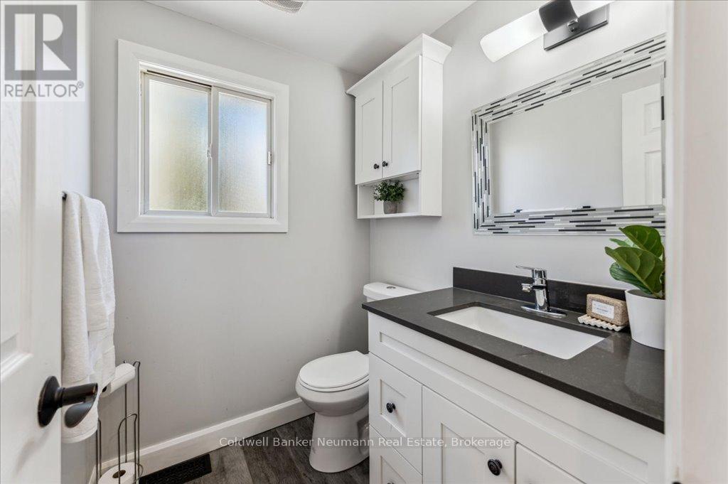 203 Elmira Road S, Guelph (Willow West/sugarbush/west Acres), Ontario  N1K 1R2 - Photo 18 - X12141313