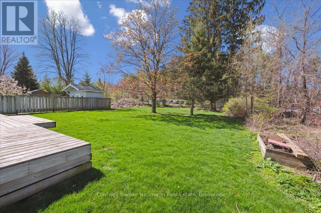203 Elmira Road S, Guelph (Willow West/sugarbush/west Acres), Ontario  N1K 1R2 - Photo 37 - X12141313