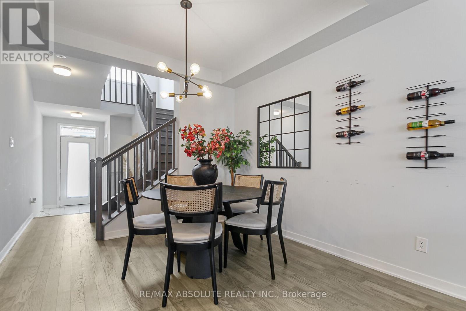 657 Allied Mews, Ottawa, Ontario  K2S 3A1 - Photo 8 - X12141170