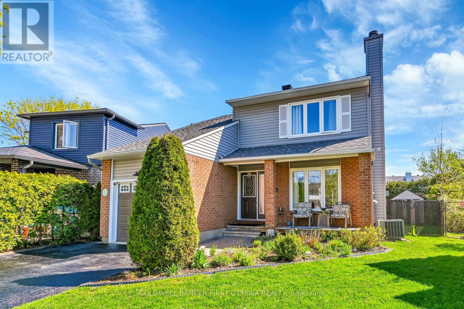 21 Tammela Court, Ottawa, Ontario  K1T 2E7 - Photo 1 - X12141298