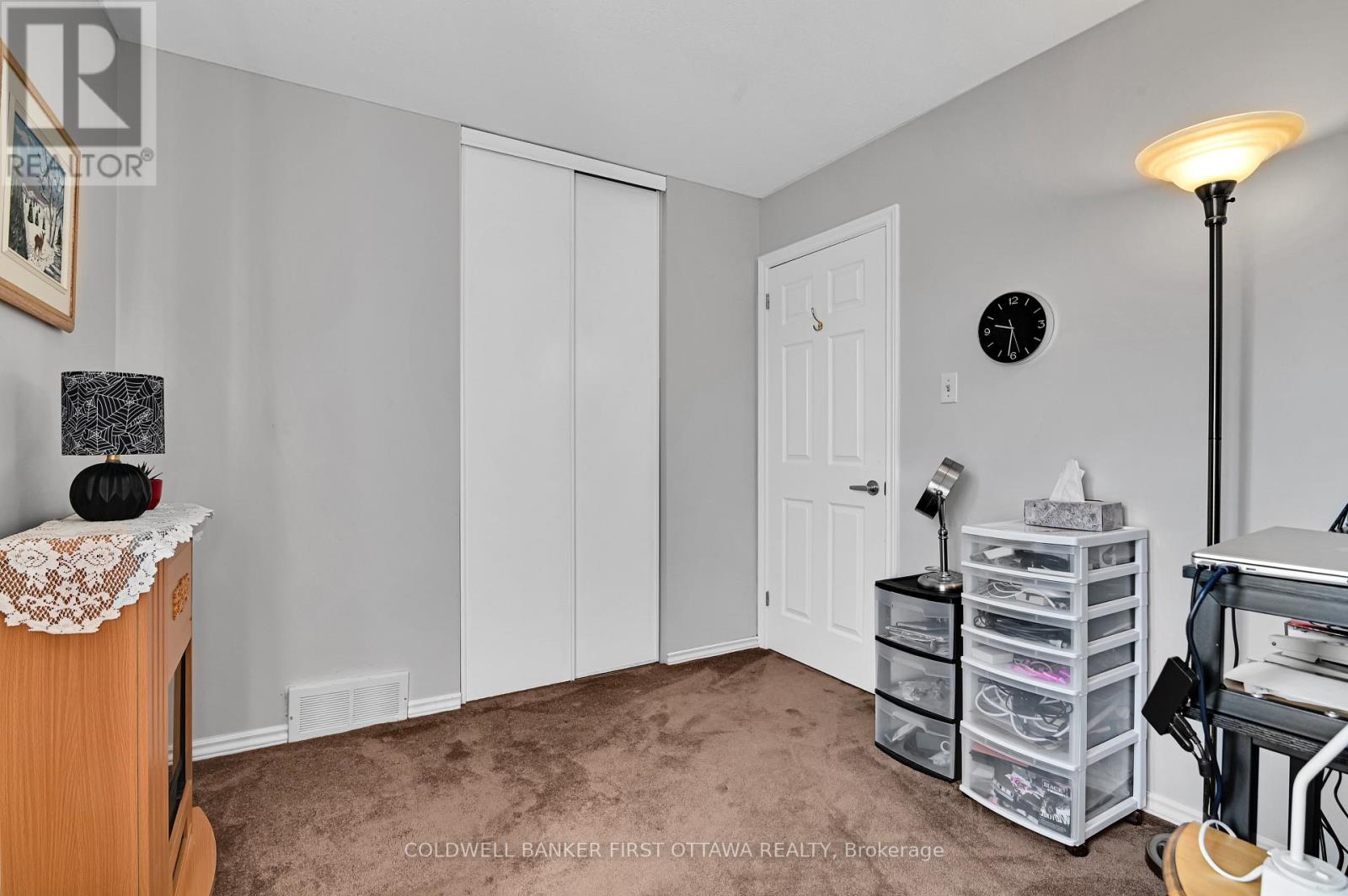 21 Tammela Court, Ottawa, Ontario  K1T 2E7 - Photo 21 - X12141298