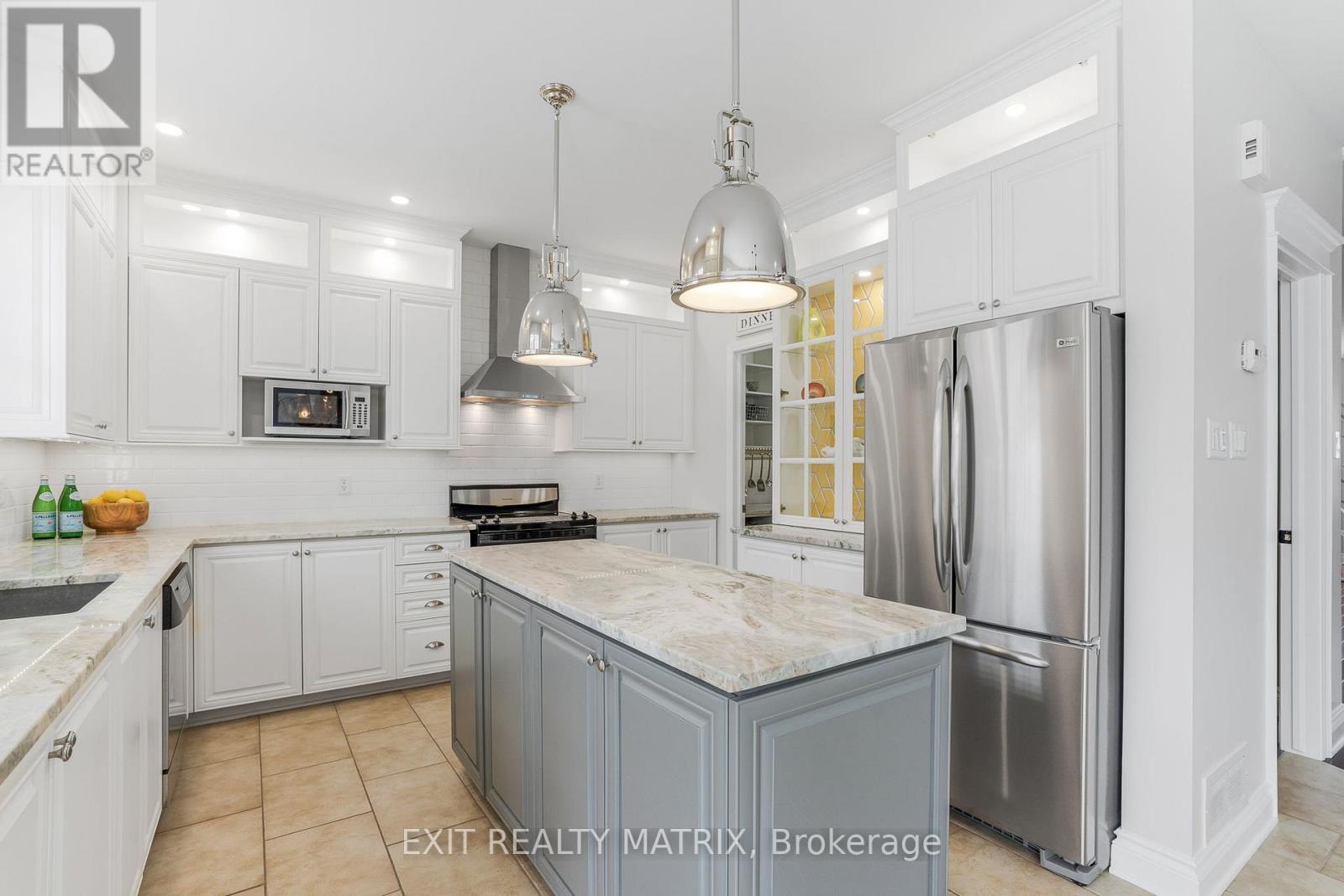 2246 Des Grands Champs Way, Ottawa, Ontario  K1W 1K1 - Photo 12 - X12141311