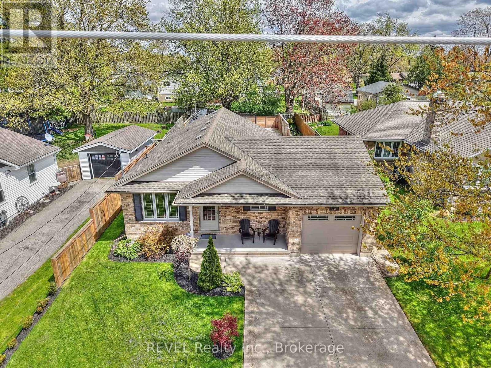 350 Thornwood Avenue, Fort Erie, Ontario  L0S 1N0 - Photo 40 - X12141239
