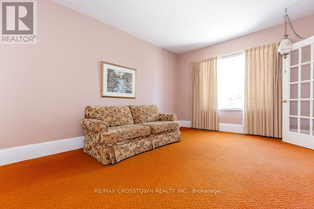 93 Jarvis Street, Orillia, Ontario  L3V 2A4 - Photo 7 - S12141102