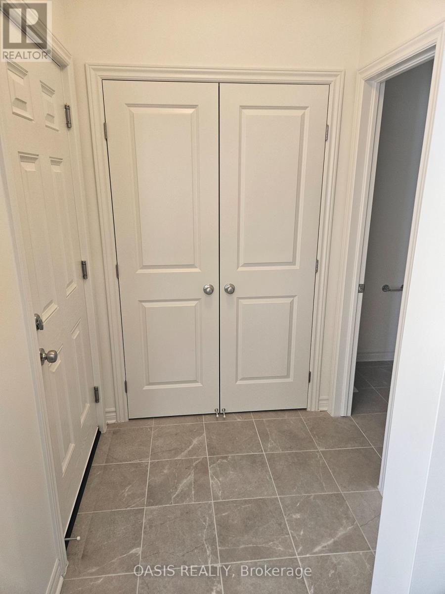 54 KAYENTA STREET Ottawa