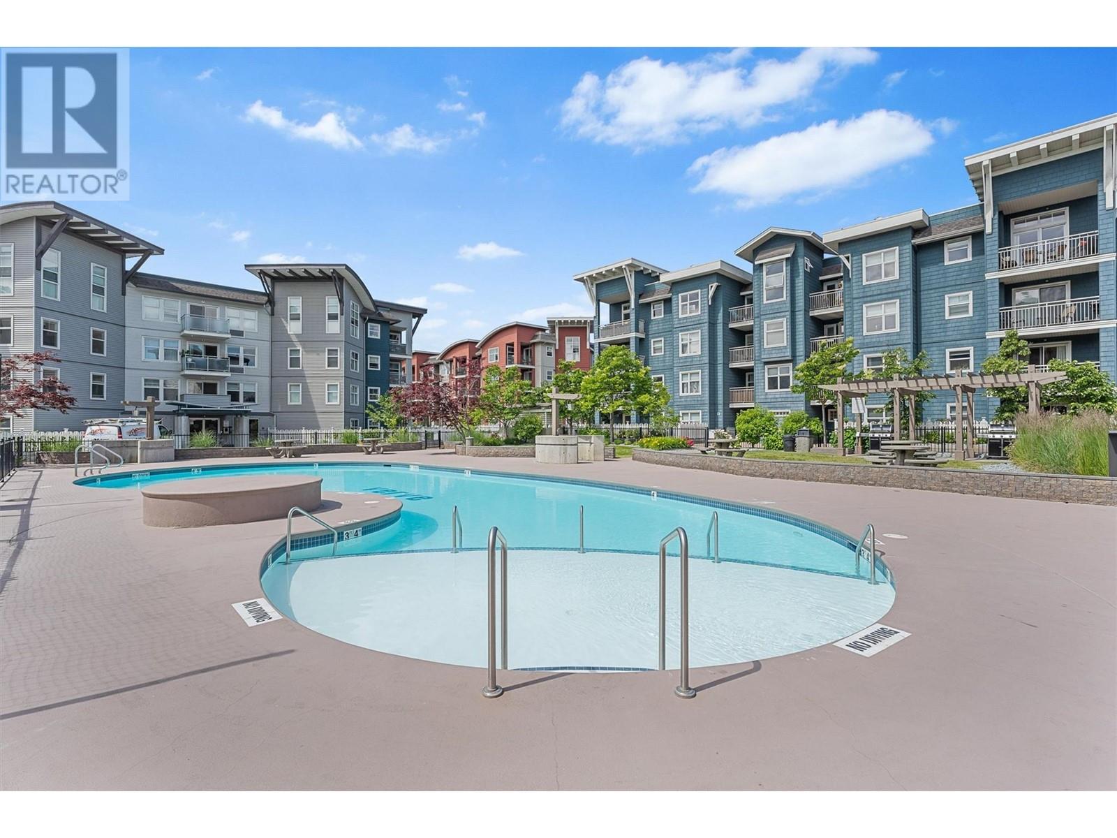 563 Yates Road Unit# 403, Kelowna, British Columbia