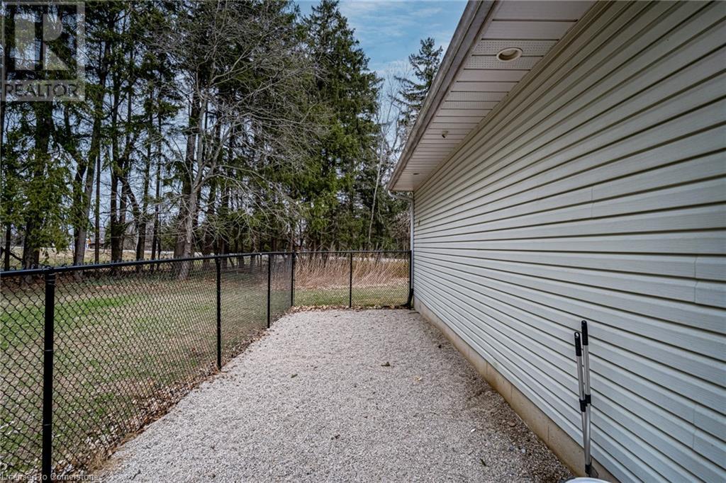 2073 Old Highway 24, Wilsonville, Ontario  N0E 1Z0 - Photo 43 - 40715951