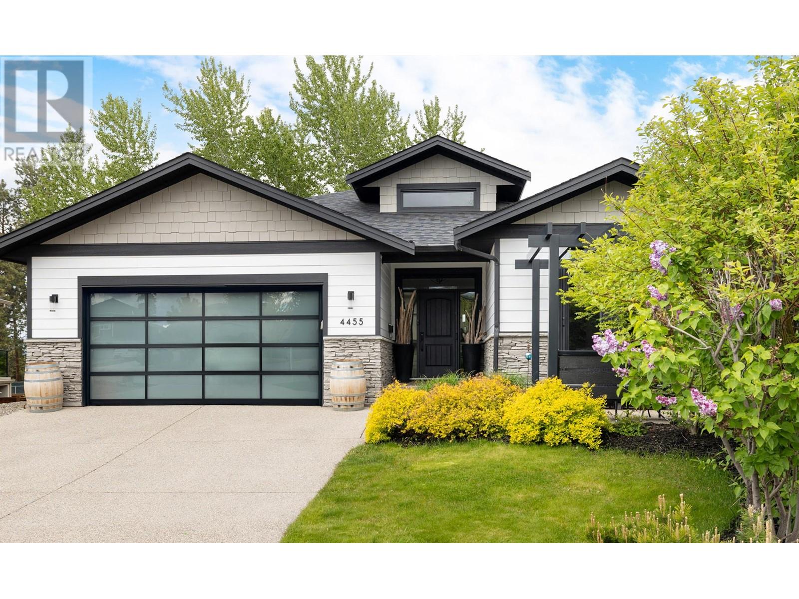 Property at 4455 Sherwood Court image 3