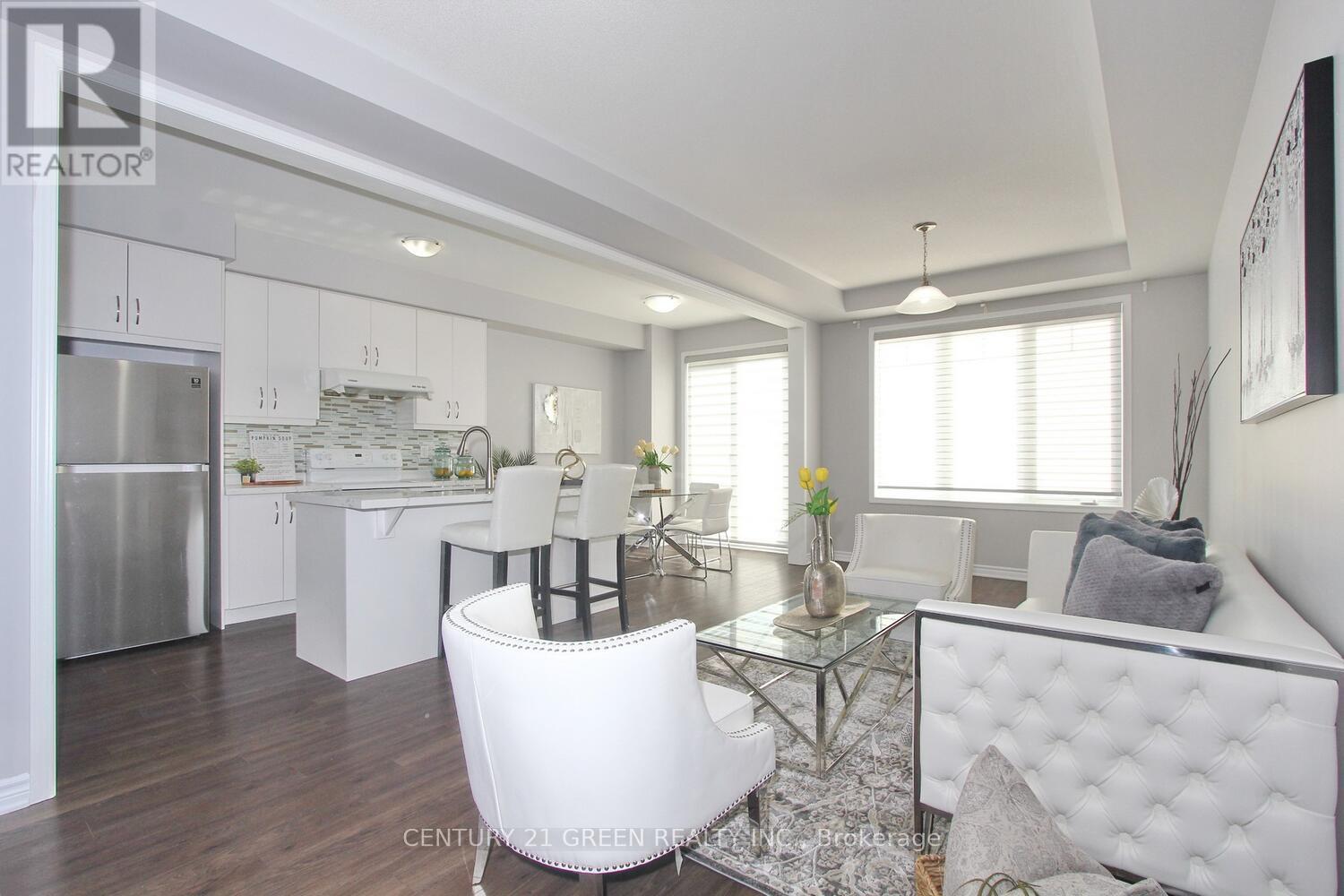 69 Maple Cider Street, Caledon, Ontario  L7C 4B8 - Photo 12 - W12141068