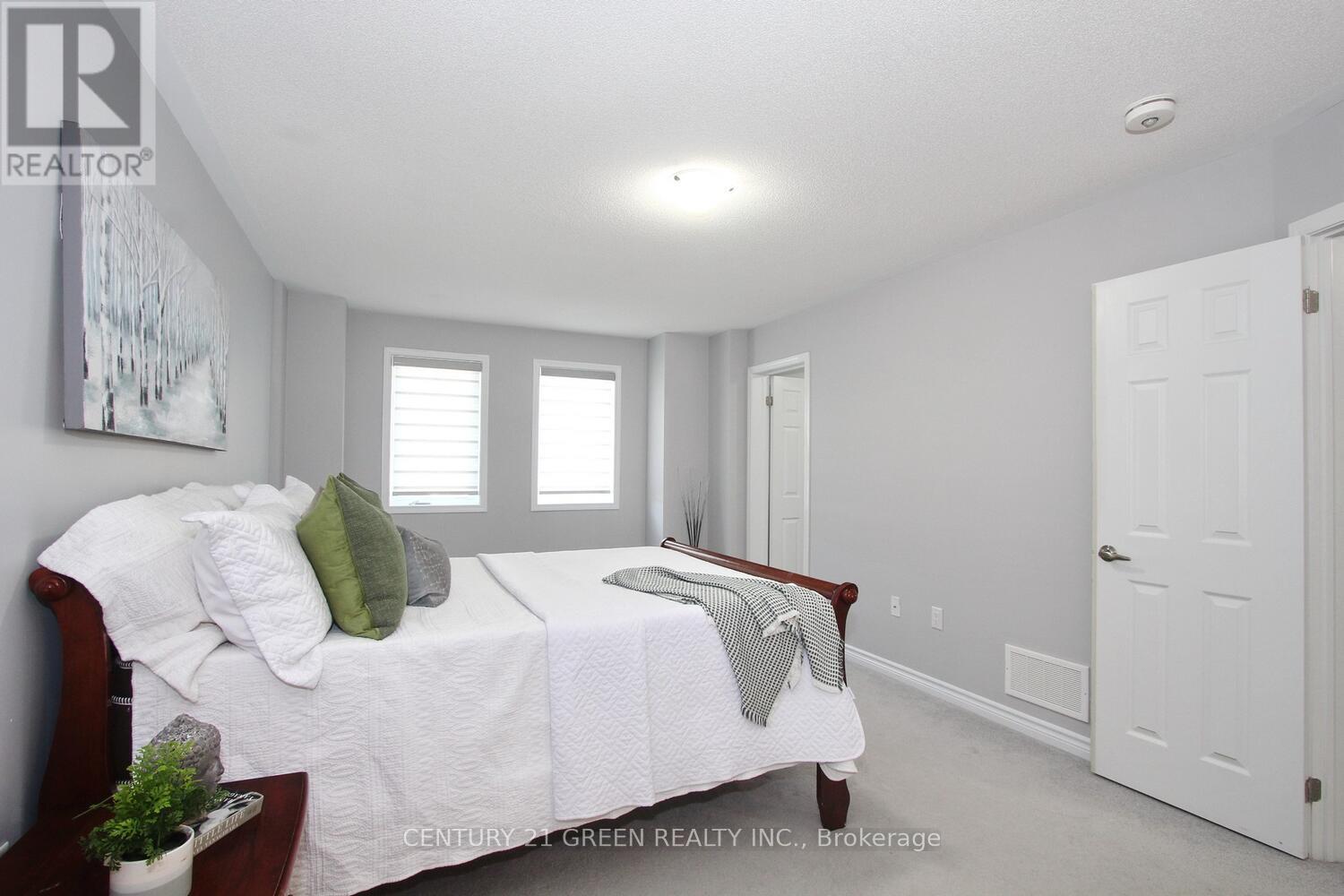69 Maple Cider Street, Caledon, Ontario  L7C 4B8 - Photo 25 - W12141068