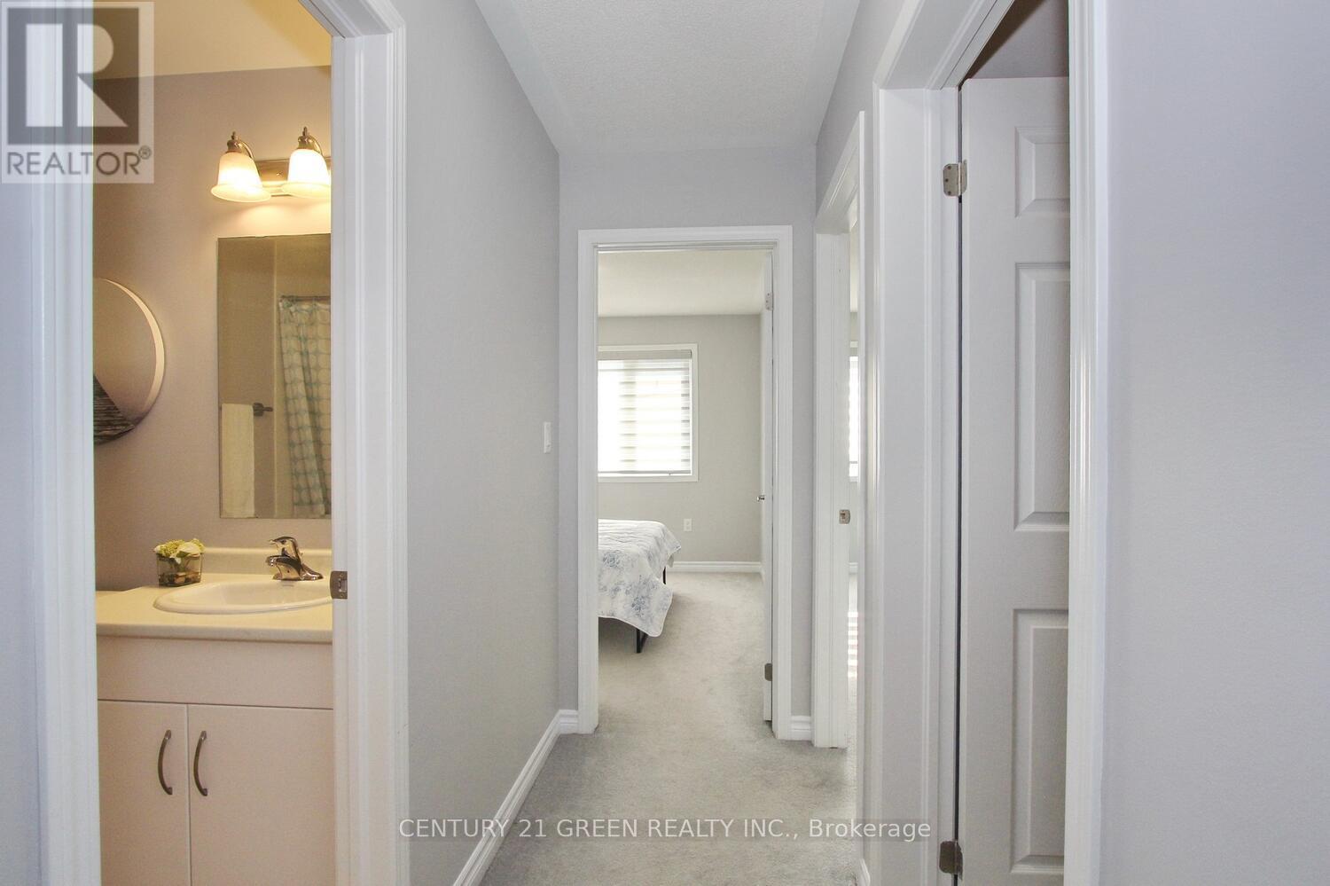 69 Maple Cider Street, Caledon, Ontario  L7C 4B8 - Photo 33 - W12141068