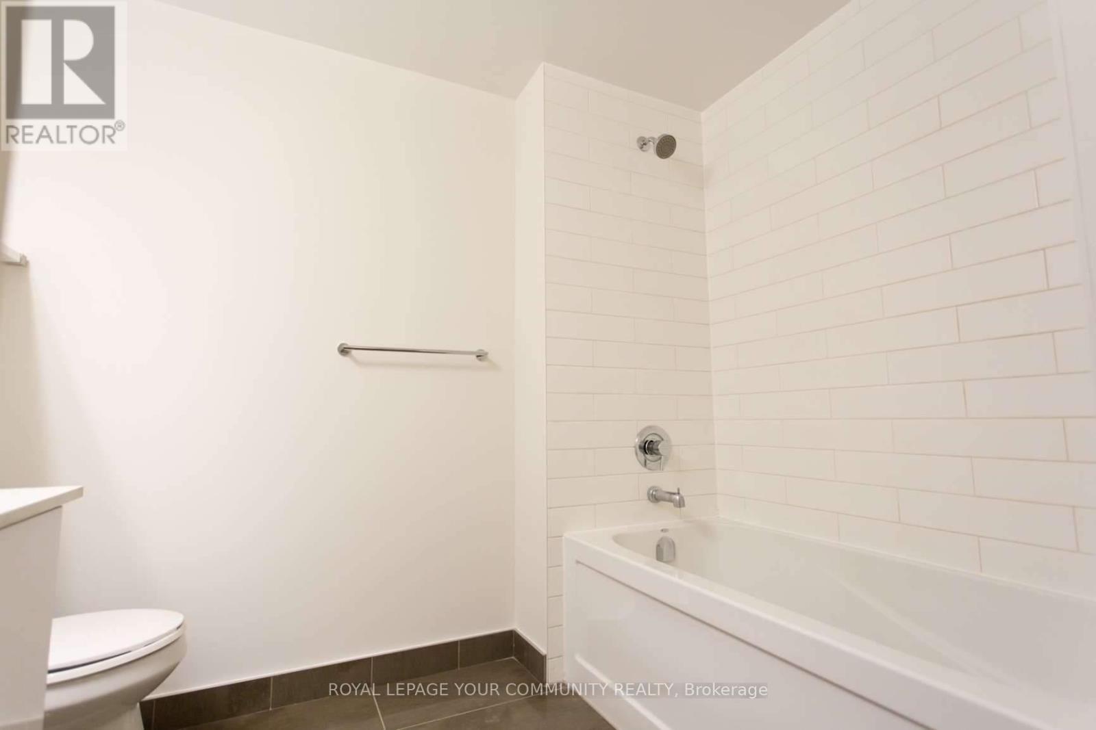 2109 - 2212 Lake Shore Boulevard W, Toronto, Ontario  M8V 0C2 - Photo 13 - W12141107