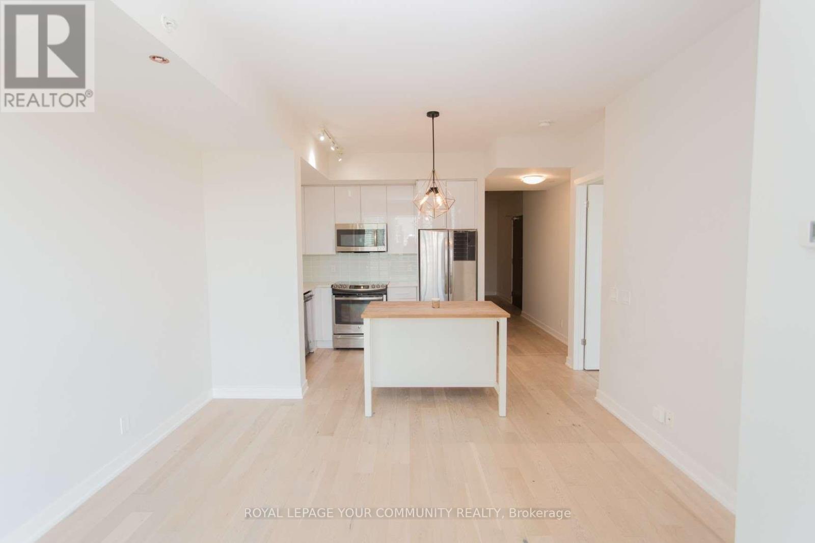 2109 - 2212 Lake Shore Boulevard W, Toronto, Ontario  M8V 0C2 - Photo 5 - W12141107