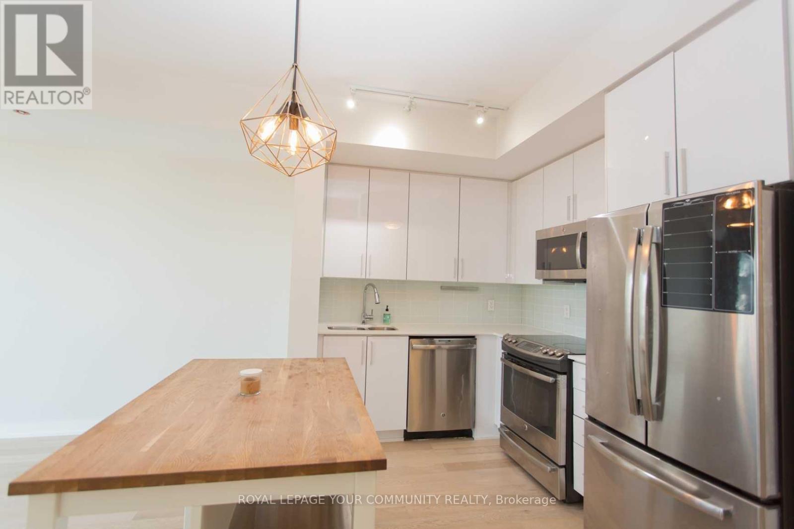 2109 - 2212 Lake Shore Boulevard W, Toronto, Ontario  M8V 0C2 - Photo 6 - W12141107