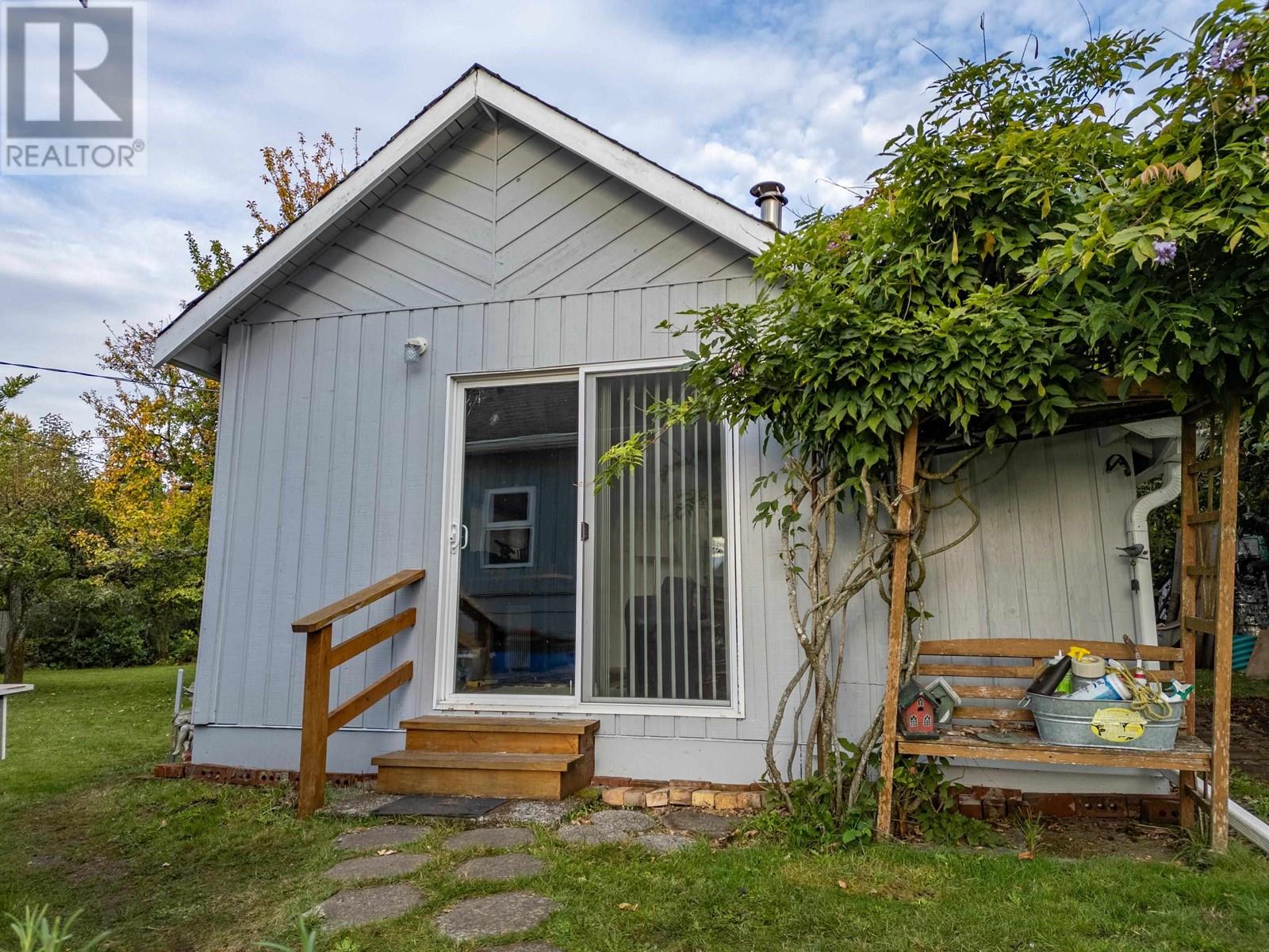 105 Madrona Road, Galiano Island, British Columbia  V0N 1P0 - Photo 16 - R2939136