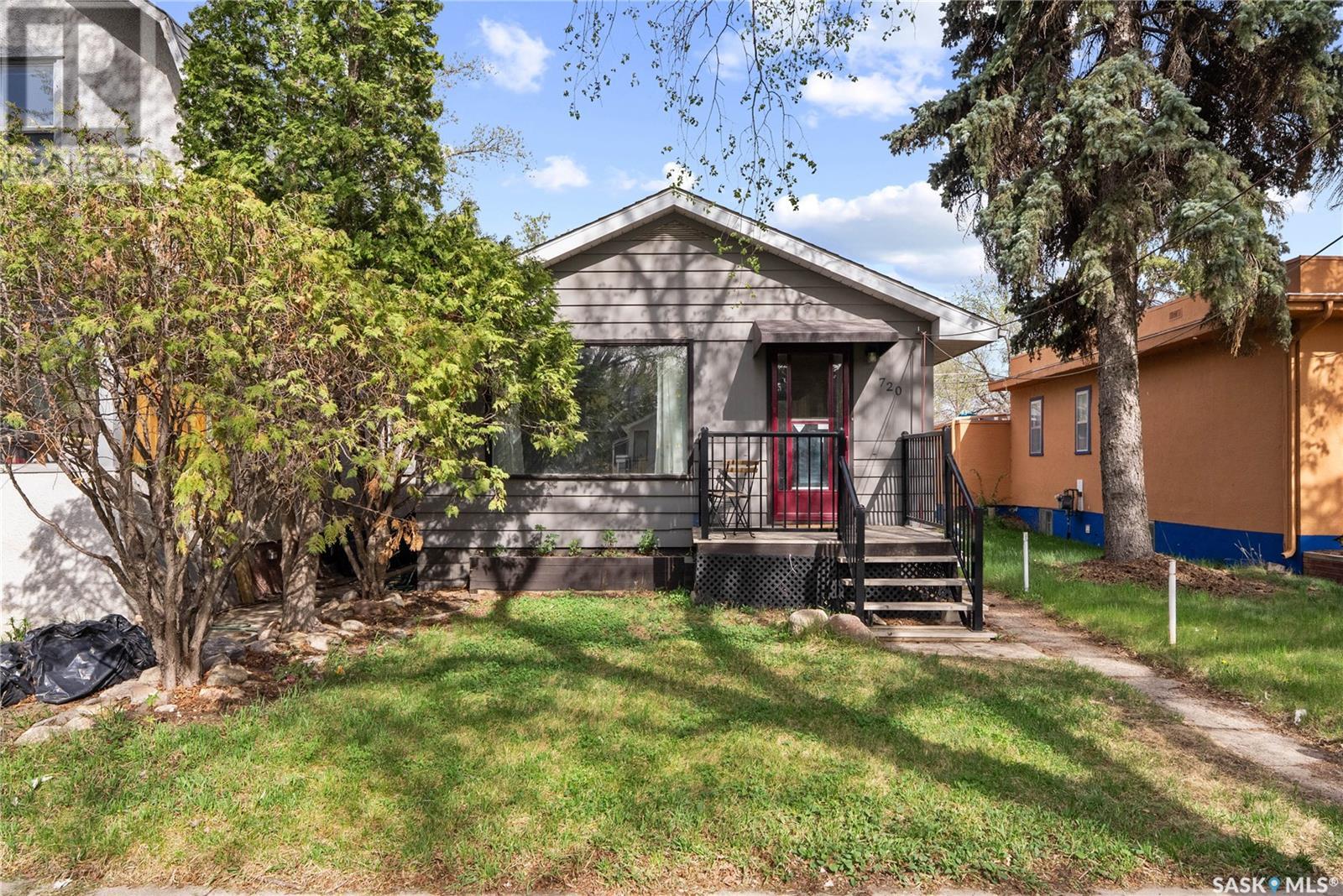 720 I AVENUE S, saskatoon, Saskatchewan