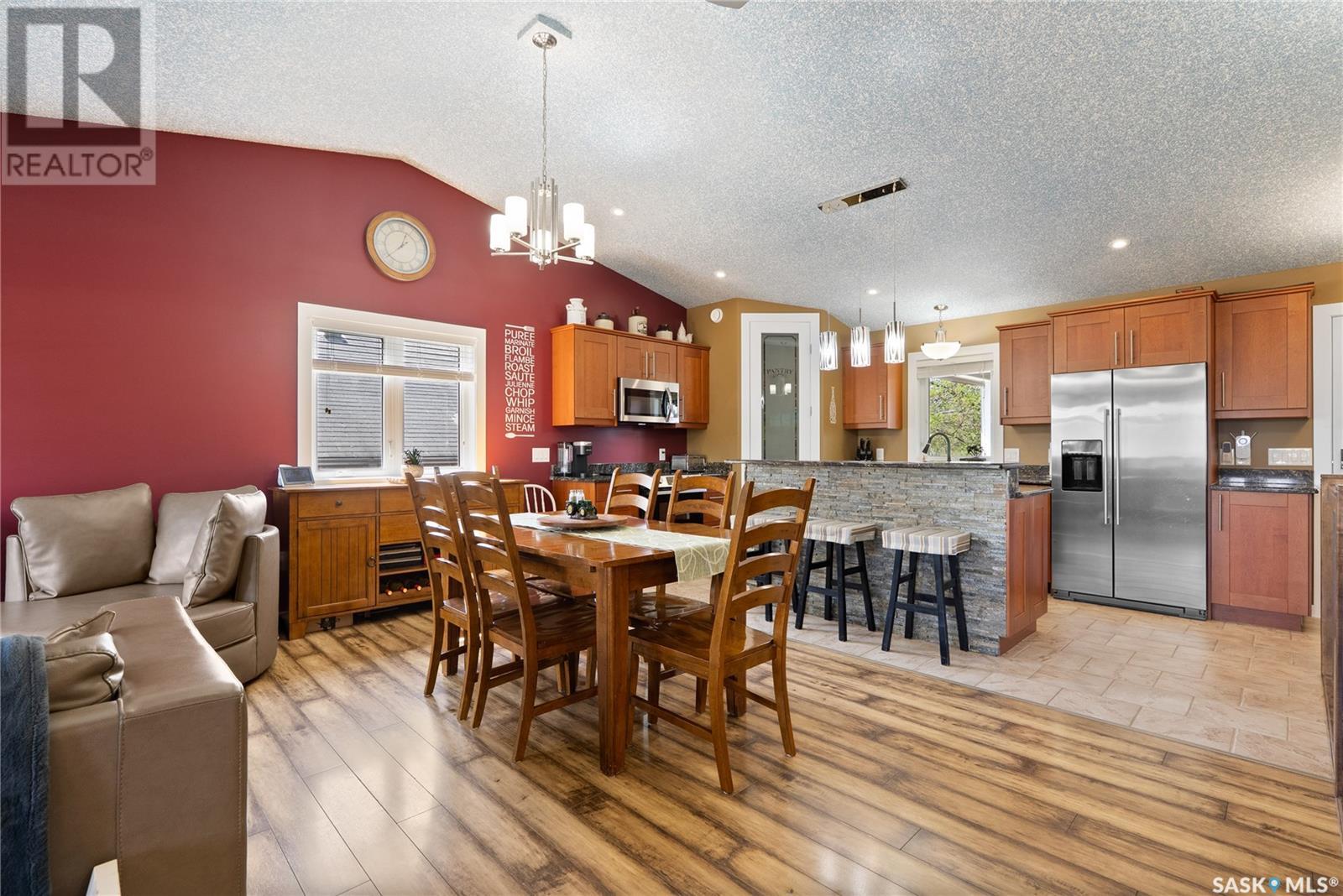 Property at 821 100th STREET image 5