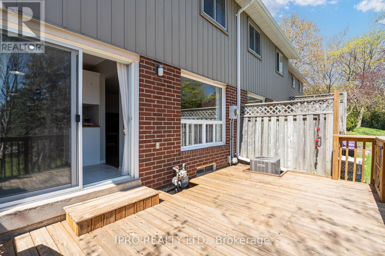 53 - 16 Hadati Road, Guelph, Ontario  N1E 6M2 - Photo 26 - X12141057