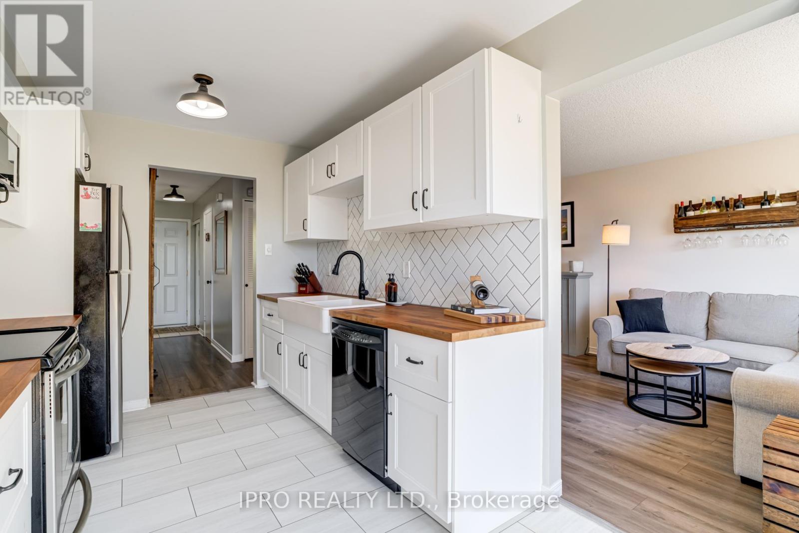 53 - 16 Hadati Road, Guelph, Ontario  N1E 6M2 - Photo 8 - X12141057