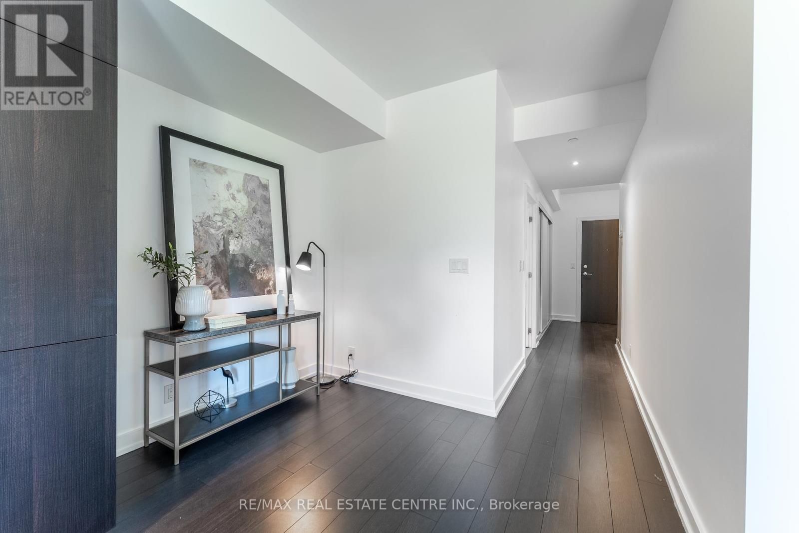 419 - 6 Parkwood Avenue, Toronto, Ontario  M4V 2W8 - Photo 13 - C12141227