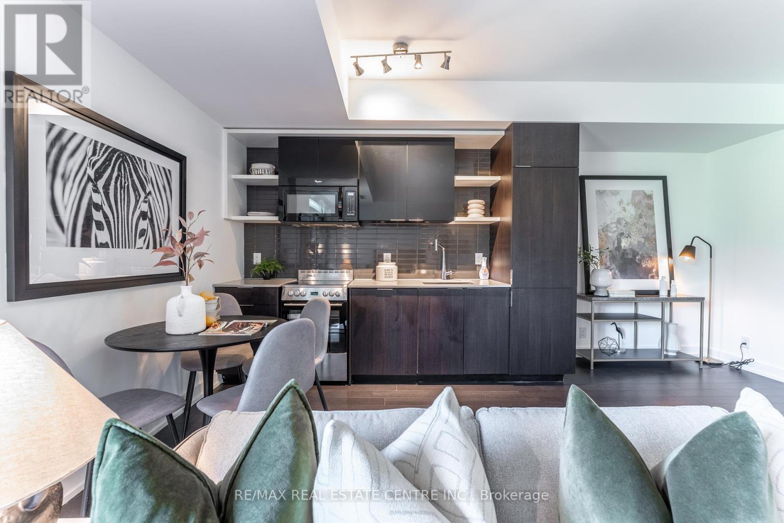 419 - 6 Parkwood Avenue, Toronto, Ontario  M4V 2W8 - Photo 16 - C12141227