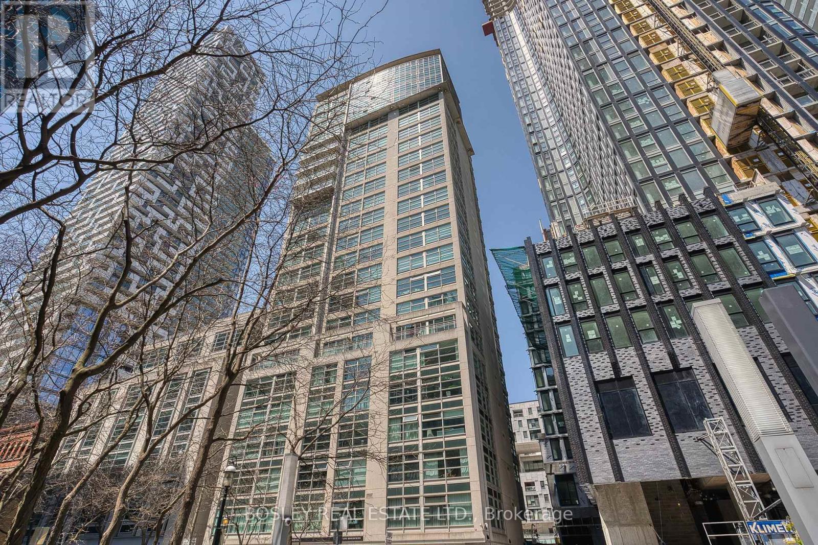 2104 - 50 Lombard Street, Toronto, Ontario  M5C 2X4 - Photo 1 - C12141231