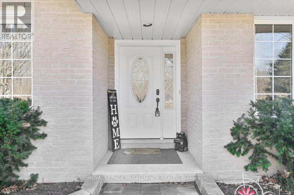 347 Downs Road, Quinte West, Ontario  K8V 5P6 - Photo 18 - X12004707