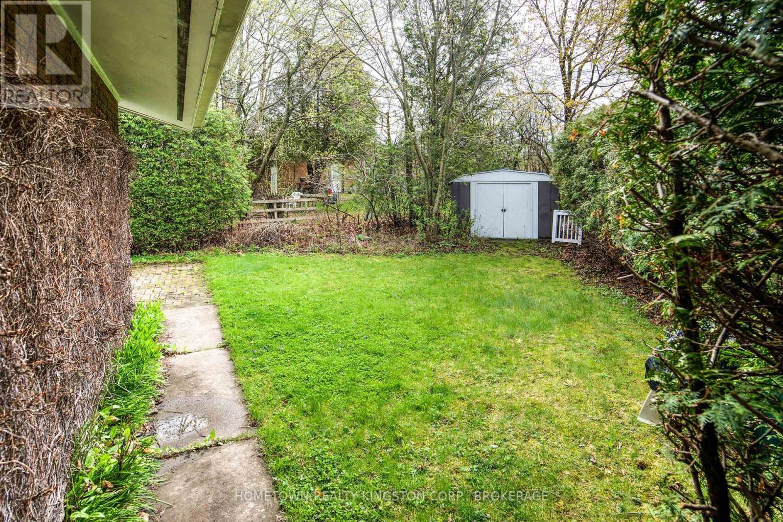 59 Holland Crescent, Kingston, Ontario  K7M 2V7 - Photo 24 - X12141275