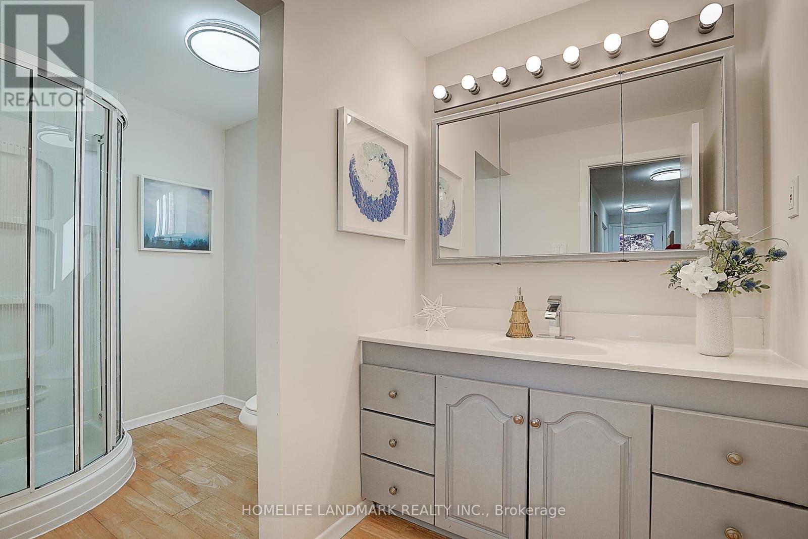 74 Invergordon Avenue E, Toronto, Ontario  M1S 2Z2 - Photo 17 - E12141180