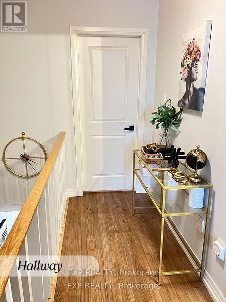 Property at 33 QUEEN ALEXANDRA LANE image 3