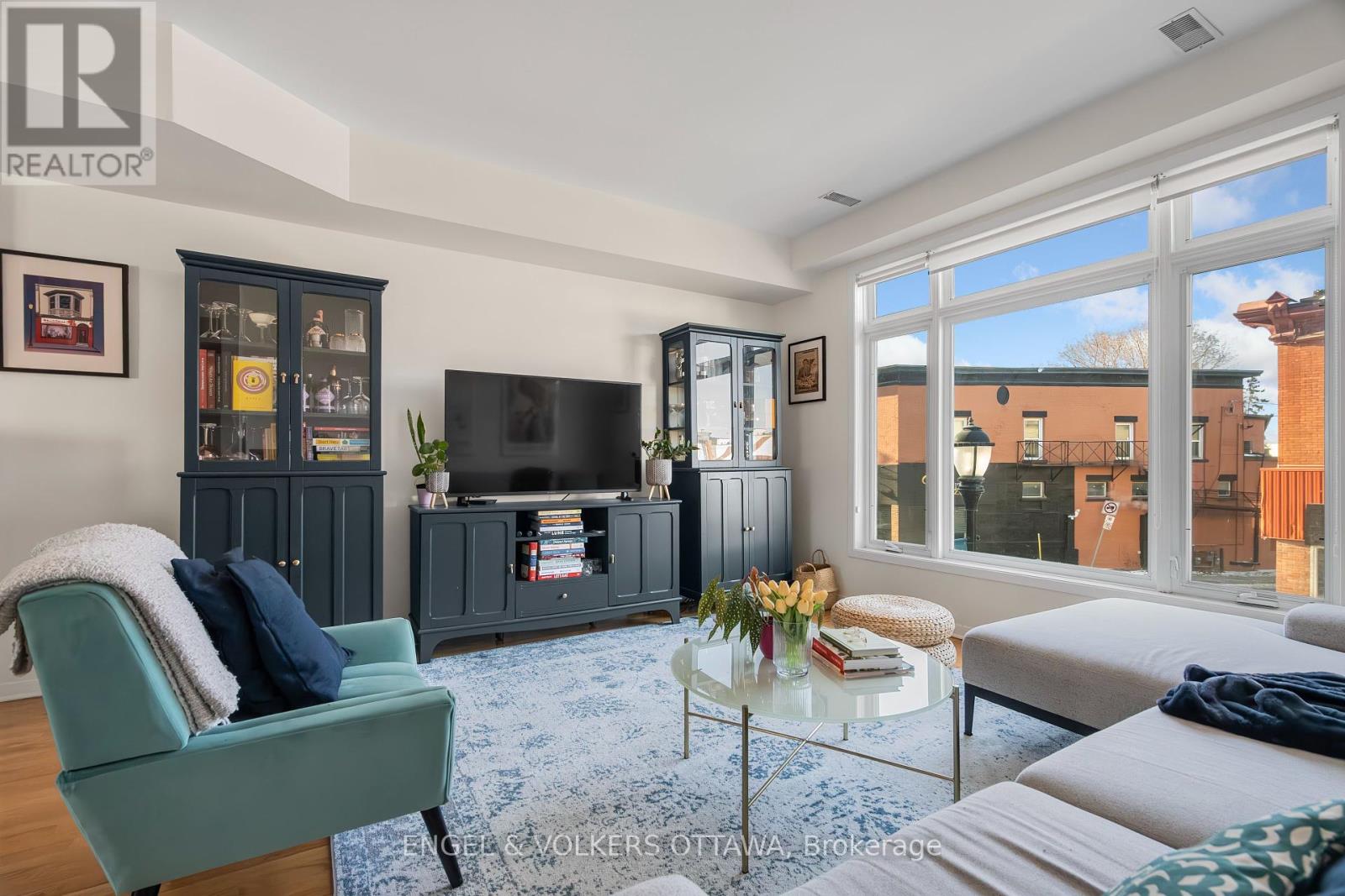 3 - 4 Sherbrooke Avenue, Ottawa, Ontario  K1Y 1R7 - Photo 4 - X12138258