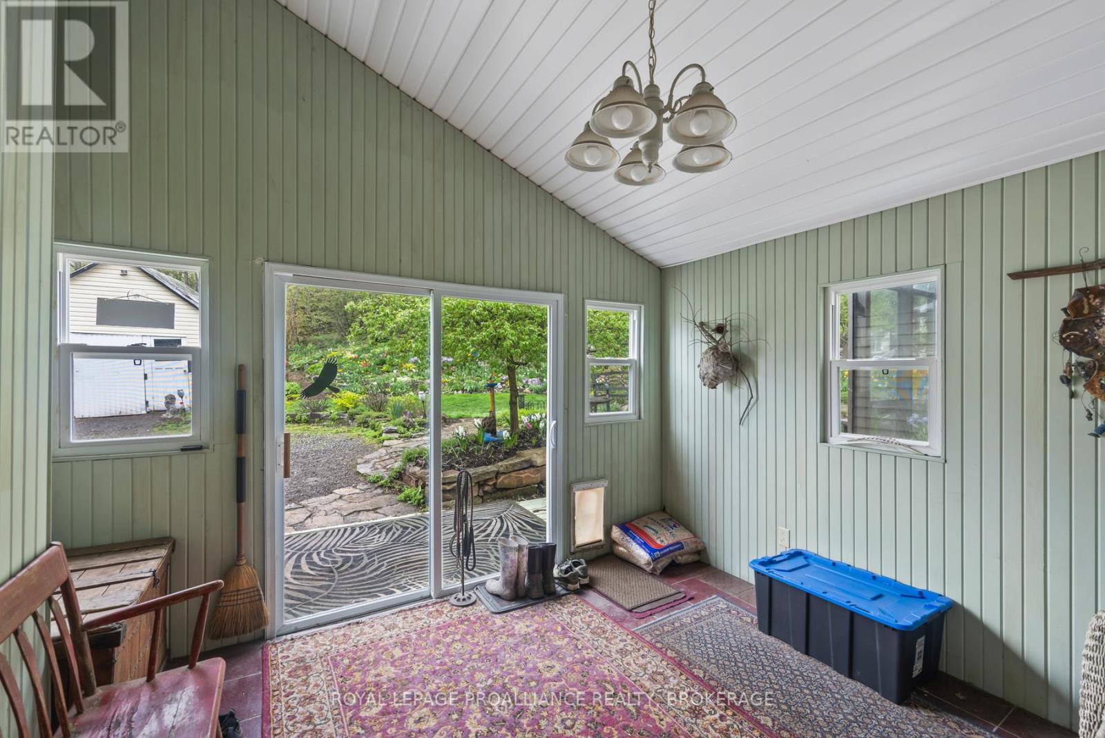 2078 Sunbury Road, Frontenac, Ontario  K0H 1X0 - Photo 36 - X12141391