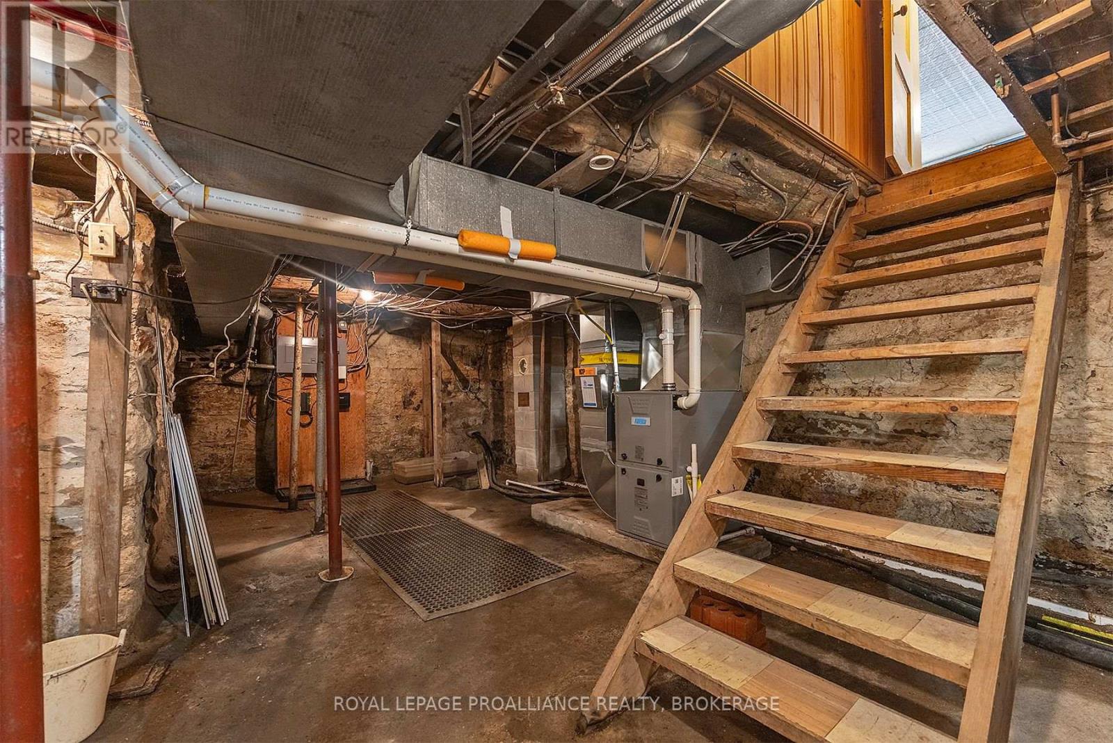 2078 Sunbury Road, Frontenac, Ontario  K0H 1X0 - Photo 43 - X12141391